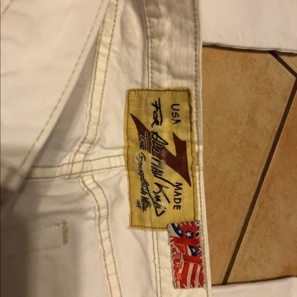 7 for all Man kind Women’s embroidered jeans 31 - Picture 7 of 8